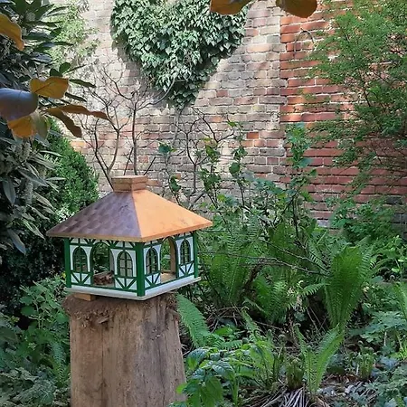 B&B In Karwe 네우루핀